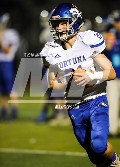 Thumbnail 3 in Fortuna @ Moreau Catholic (CIFNCS D4 Championship) photogallery.