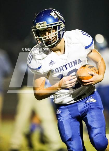 Thumbnail 3 in Fortuna @ Moreau Catholic (CIFNCS D4 Championship) photogallery.