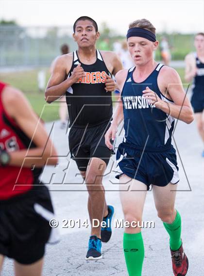 Thumbnail 3 in East Hillsborough Invitational (Boys) photogallery.
