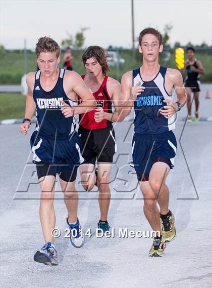 Thumbnail 3 in East Hillsborough Invitational (Boys) photogallery.