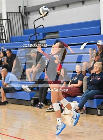 Thumbnail 1 in Perry vs. South Medford (Nike TOC Southwest) photogallery.