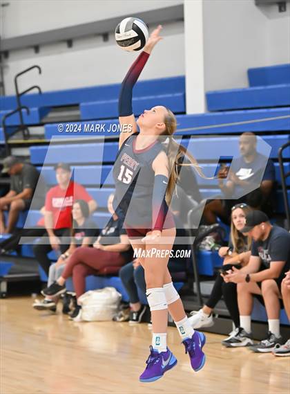 Thumbnail 3 in Perry vs. South Medford (Nike TOC Southwest) photogallery.