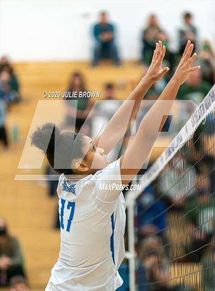 Thumbnail 3 in Hamilton Southeastern vs Westfield (IHSAA 4A Sectional Semifinal) photogallery.