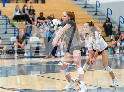 Thumbnail 2 in Hamilton Southeastern vs Westfield (IHSAA 4A Sectional Semifinal) photogallery.