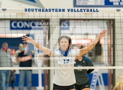 Thumbnail 1 in Hamilton Southeastern vs Westfield (IHSAA 4A Sectional Semifinal) photogallery.