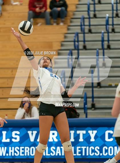 Thumbnail 2 in Hamilton Southeastern vs Westfield (IHSAA 4A Sectional Semifinal) photogallery.