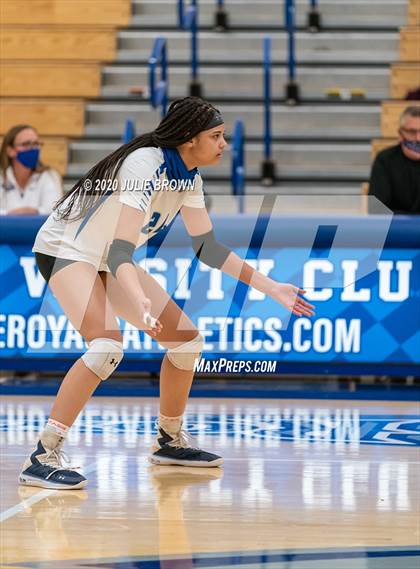 Thumbnail 1 in Hamilton Southeastern vs Westfield (IHSAA 4A Sectional Semifinal) photogallery.