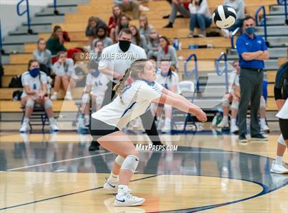 Thumbnail 2 in Hamilton Southeastern vs Westfield (IHSAA 4A Sectional Semifinal) photogallery.
