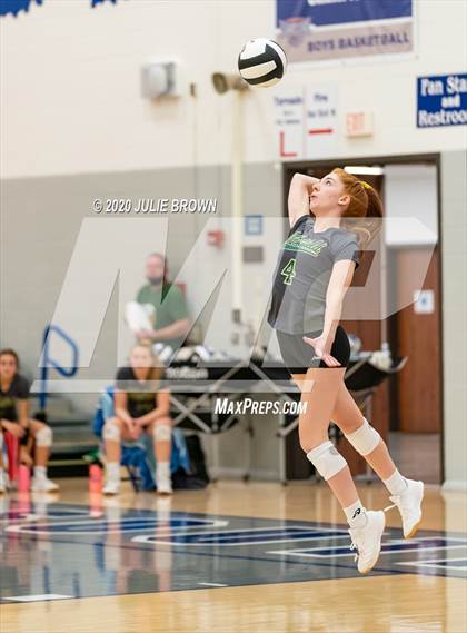 Thumbnail 1 in Hamilton Southeastern vs Westfield (IHSAA 4A Sectional Semifinal) photogallery.