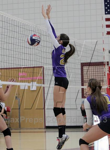 Thumbnail 3 in West Shamokin vs. Our Lady of the Sacred Heart (WPIAL - Class A Quartertfinal) photogallery.