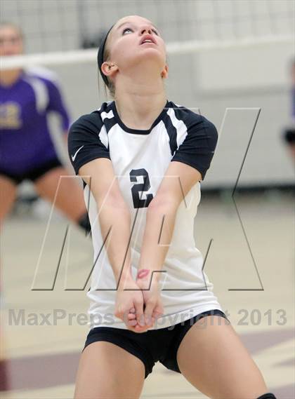Thumbnail 3 in West Shamokin vs. Our Lady of the Sacred Heart (WPIAL - Class A Quartertfinal) photogallery.