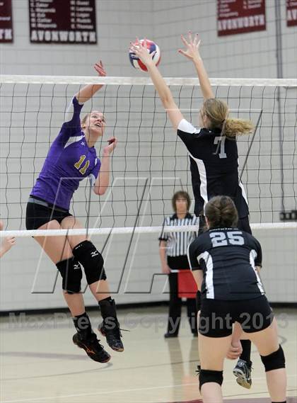 Thumbnail 1 in West Shamokin vs. Our Lady of the Sacred Heart (WPIAL - Class A Quartertfinal) photogallery.