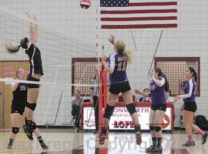 Thumbnail 3 in West Shamokin vs. Our Lady of the Sacred Heart (WPIAL - Class A Quartertfinal) photogallery.
