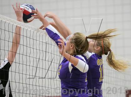 Thumbnail 3 in West Shamokin vs. Our Lady of the Sacred Heart (WPIAL - Class A Quartertfinal) photogallery.
