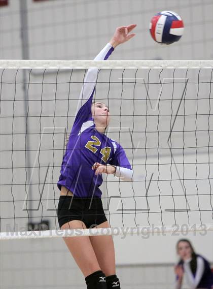 Thumbnail 3 in West Shamokin vs. Our Lady of the Sacred Heart (WPIAL - Class A Quartertfinal) photogallery.
