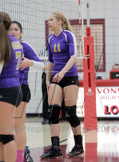 Thumbnail 3 in West Shamokin vs. Our Lady of the Sacred Heart (WPIAL - Class A Quartertfinal) photogallery.
