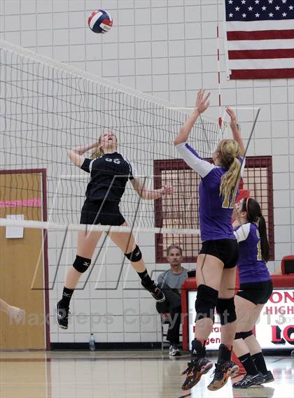 Thumbnail 3 in West Shamokin vs. Our Lady of the Sacred Heart (WPIAL - Class A Quartertfinal) photogallery.