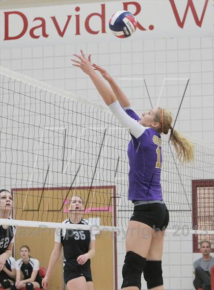 Thumbnail 2 in West Shamokin vs. Our Lady of the Sacred Heart (WPIAL - Class A Quartertfinal) photogallery.