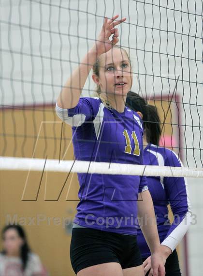 Thumbnail 3 in West Shamokin vs. Our Lady of the Sacred Heart (WPIAL - Class A Quartertfinal) photogallery.