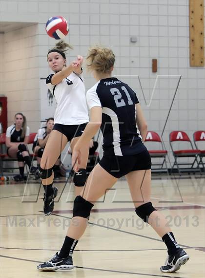 Thumbnail 1 in West Shamokin vs. Our Lady of the Sacred Heart (WPIAL - Class A Quartertfinal) photogallery.