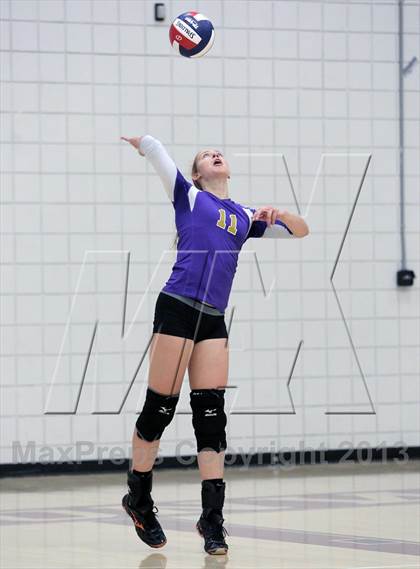 Thumbnail 1 in West Shamokin vs. Our Lady of the Sacred Heart (WPIAL - Class A Quartertfinal) photogallery.