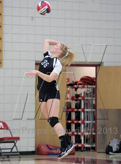Thumbnail 1 in West Shamokin vs. Our Lady of the Sacred Heart (WPIAL - Class A Quartertfinal) photogallery.