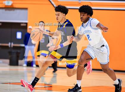 Thumbnail 3 in Palisades vs Bakersfield Christian (2025 MLK Day Showdown) photogallery.