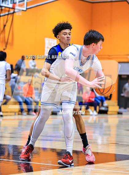 Thumbnail 1 in Palisades vs Bakersfield Christian (2025 MLK Day Showdown) photogallery.