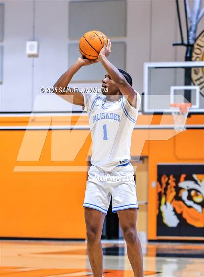 Thumbnail 3 in Palisades vs Bakersfield Christian (2025 MLK Day Showdown) photogallery.
