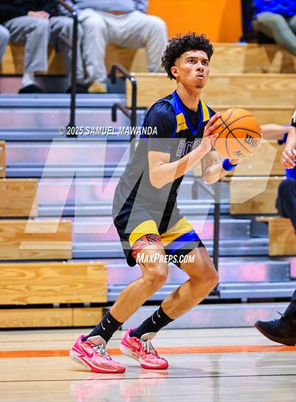 Thumbnail 2 in Palisades vs Bakersfield Christian (2025 MLK Day Showdown) photogallery.