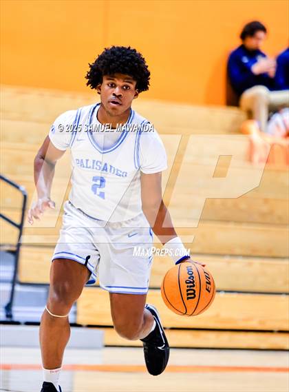 Thumbnail 2 in Palisades vs Bakersfield Christian (2025 MLK Day Showdown) photogallery.