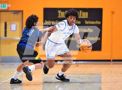 Thumbnail 2 in Palisades vs Bakersfield Christian (2025 MLK Day Showdown) photogallery.