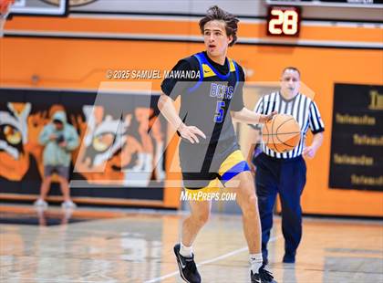 Thumbnail 1 in Palisades vs Bakersfield Christian (2025 MLK Day Showdown) photogallery.