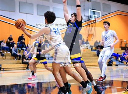 Thumbnail 3 in Palisades vs Bakersfield Christian (2025 MLK Day Showdown) photogallery.