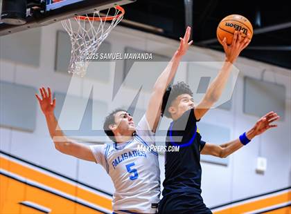 Thumbnail 1 in Palisades vs Bakersfield Christian (2025 MLK Day Showdown) photogallery.