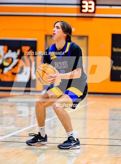 Thumbnail 1 in Palisades vs Bakersfield Christian (2025 MLK Day Showdown) photogallery.