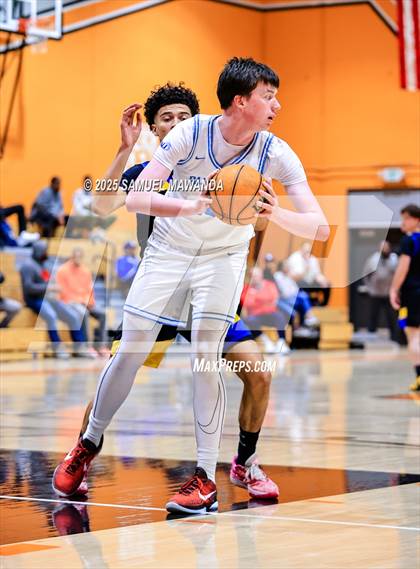 Thumbnail 2 in Palisades vs Bakersfield Christian (2025 MLK Day Showdown) photogallery.