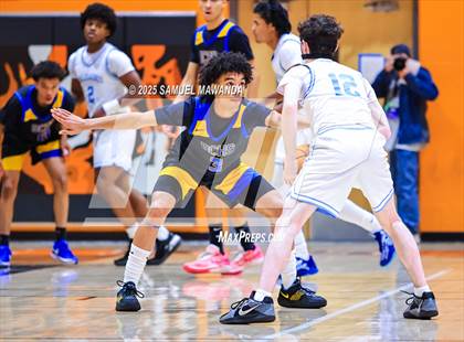 Thumbnail 2 in Palisades vs Bakersfield Christian (2025 MLK Day Showdown) photogallery.