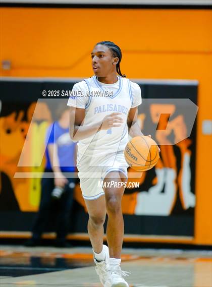 Thumbnail 2 in Palisades vs Bakersfield Christian (2025 MLK Day Showdown) photogallery.