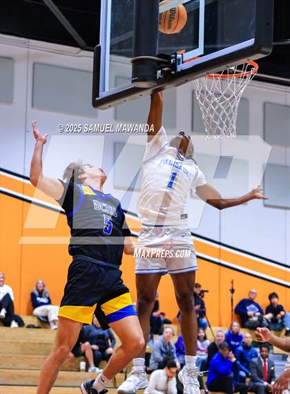 Thumbnail 1 in Palisades vs Bakersfield Christian (2025 MLK Day Showdown) photogallery.