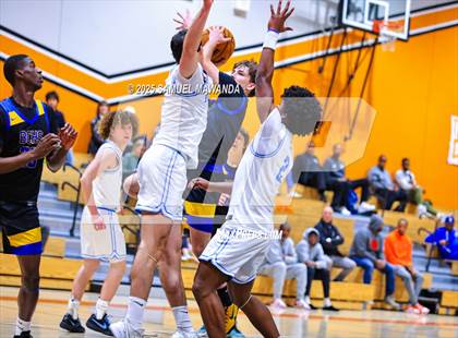 Thumbnail 2 in Palisades vs Bakersfield Christian (2025 MLK Day Showdown) photogallery.