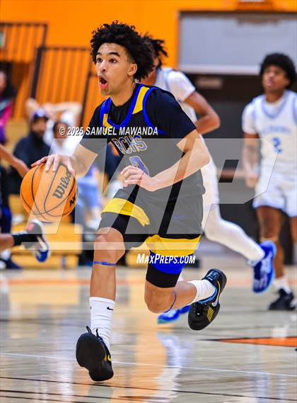 Thumbnail 3 in Palisades vs Bakersfield Christian (2025 MLK Day Showdown) photogallery.