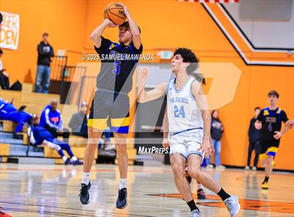 Thumbnail 2 in Palisades vs Bakersfield Christian (2025 MLK Day Showdown) photogallery.
