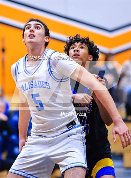 Thumbnail 1 in Palisades vs Bakersfield Christian (2025 MLK Day Showdown) photogallery.