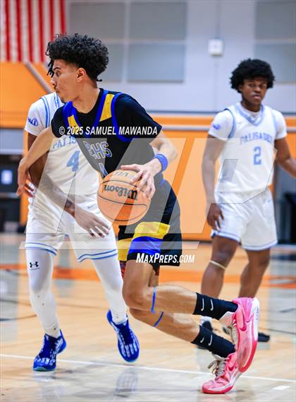 Thumbnail 2 in Palisades vs Bakersfield Christian (2025 MLK Day Showdown) photogallery.