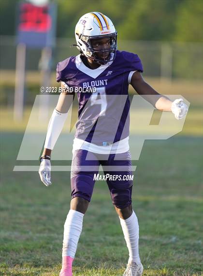 Thumbnail 2 in Citronelle @ Blount photogallery.