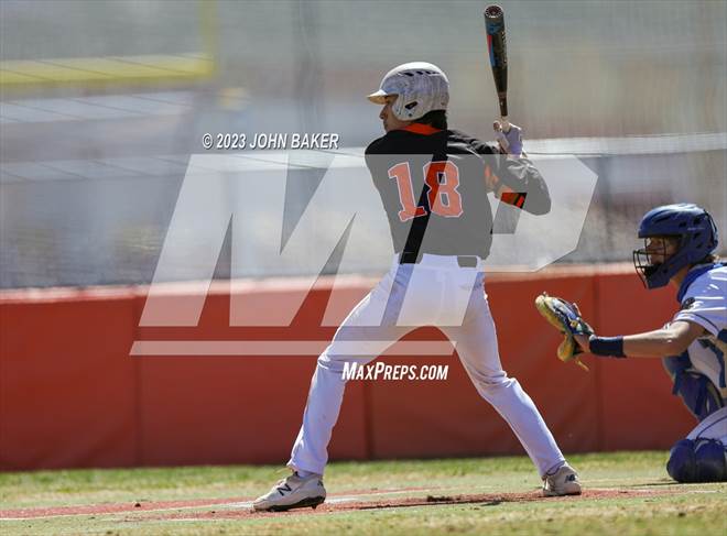 null - Photo 01
