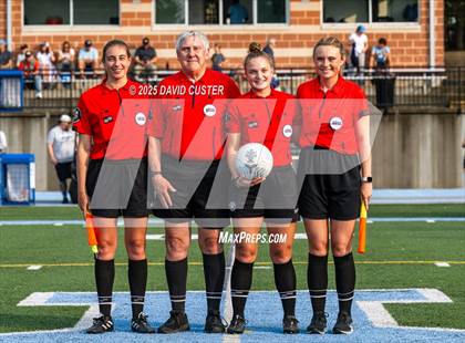 Thumbnail 3 in Washington-Liberty @ Yorktown (VHSL Region 6 Class D Final) photogallery.