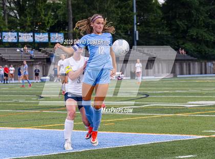 Thumbnail 3 in Washington-Liberty @ Yorktown (VHSL Region 6 Class D Final) photogallery.
