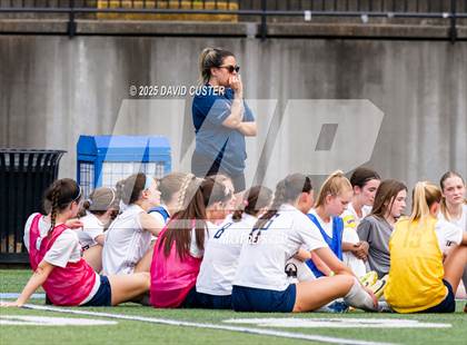 Thumbnail 3 in Washington-Liberty @ Yorktown (VHSL Region 6 Class D Final) photogallery.